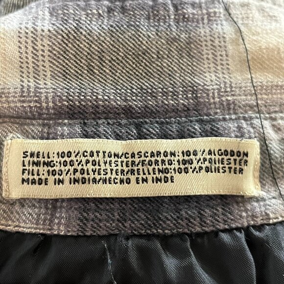 Levis Flannel Jacket Men's M Gray Plaid Quilted  Lined Chore Shirt  Shacket  Y2K - Picture 7 of 11